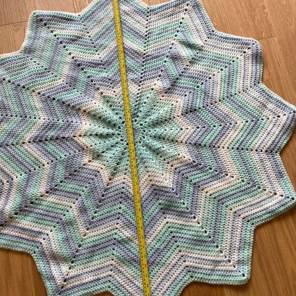Handmade Crochet Star Baby Blanket 42" Pastel colors - Picture 6 of 8